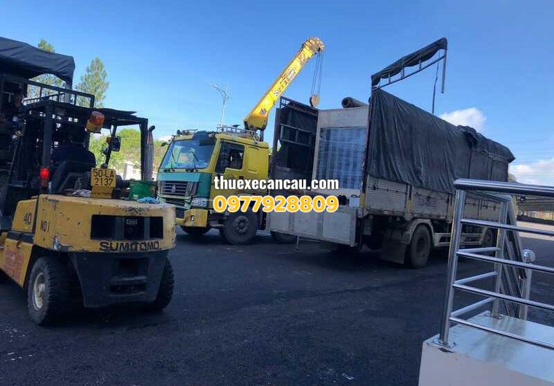 Dịch vụ thuê xe cẩu xe nâng xe múc Phú Giáo Bình Dương