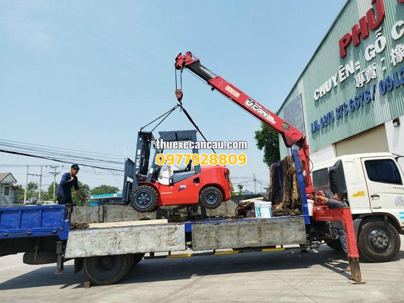 Cho Thuê Xe Cẩu Xe Nâng KCN Sóng Thần Bình Dương