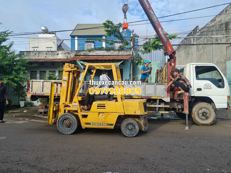 Cho Thuê Xe Cẩu Xe Nâng KCN Sóng Thần Bình Dương