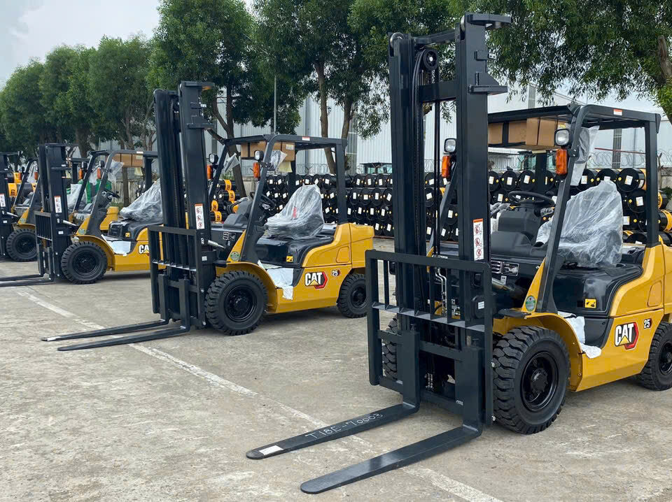 Cho thuê xe nâng Bến Cát Bình Dương giá tốt