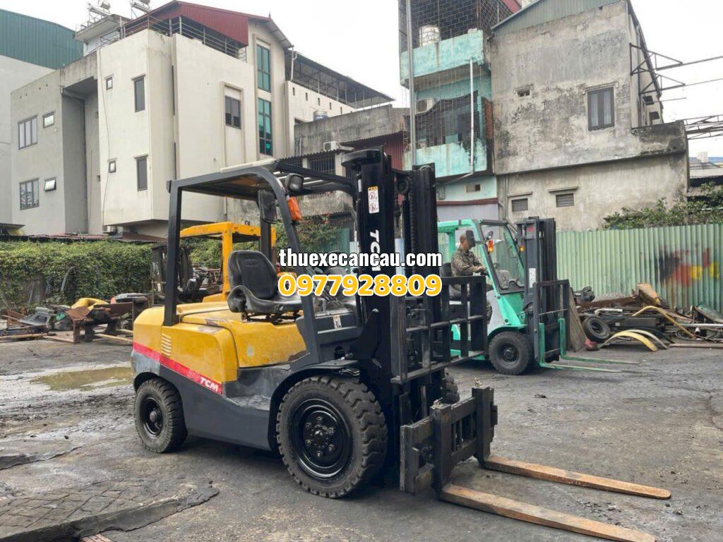 Cho thuê xe nâng Bến Cát Bình Dương giá tốt