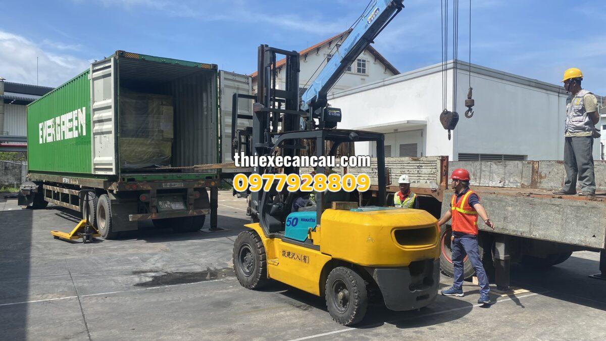 Cung cấp dịch vụ thuê xe cẩu xe nâng giá rẻ Dĩ An Bình Dương