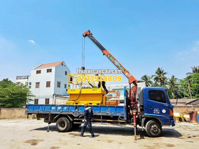 Thuê xe cần cẩu xe móc uy tín giá rẻ tại KCN Đất Cuốc