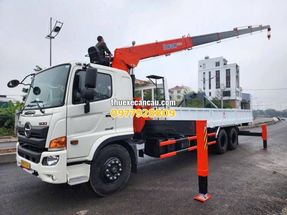 Cho thuê xe cần cẩu giá rẻ Dĩ An Bình Dương