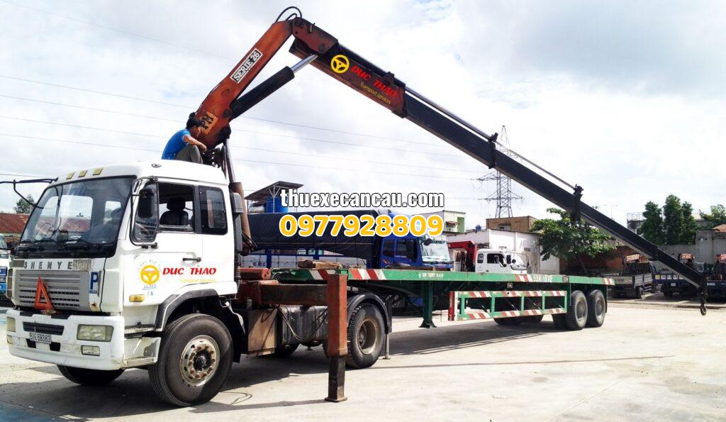 Cho thuê xe cẩu xe nâng xe đầu kéo uy tín giá rẻ tại KCN Mỹ Phước