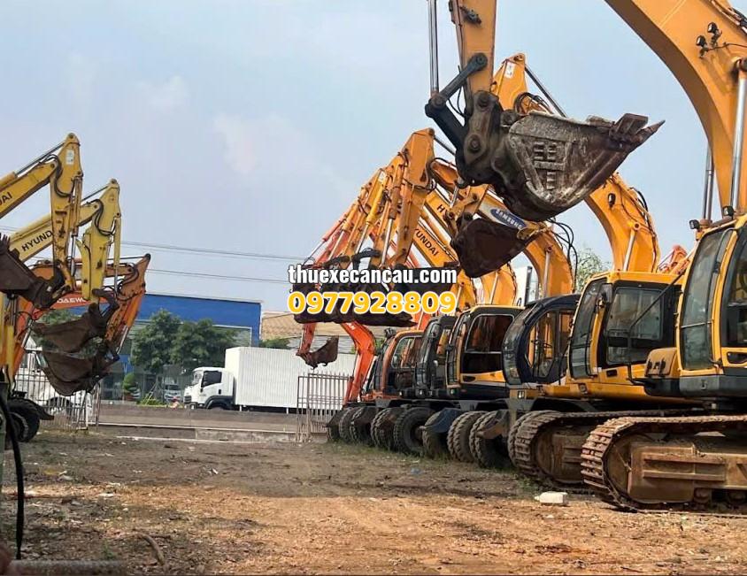 Cho thuê xe xúc xe cần cẩu giá rẻ Bàu Bàng Bình Dương