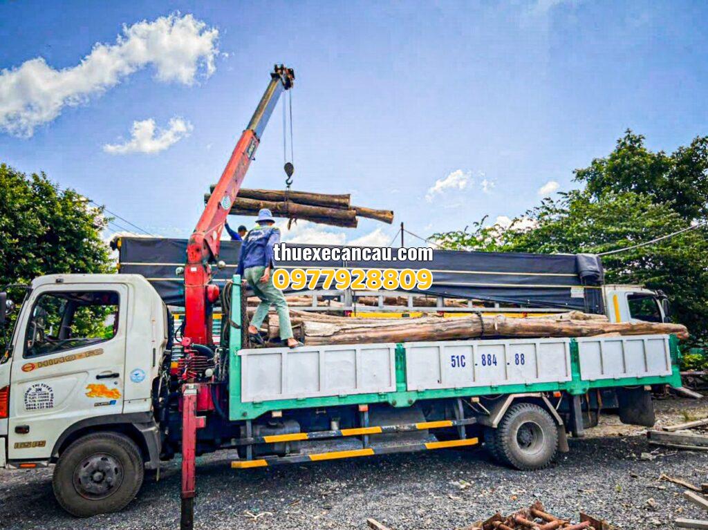 Dịch vụ Thuê Xe Cần Cẩu tại Long An – Giải pháp vận chuyển hàng hóa nặng, an toàn và chuyên nghiệp
