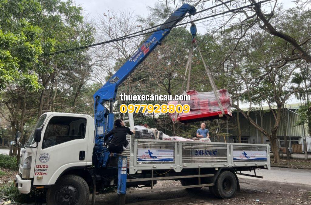 Thuê xe cần cẩu xe múc Thuận An giá rẻ