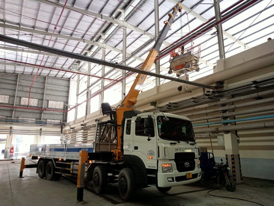 Chuyên cho thuê xe cần cẩu xe nâng các loại tại KCN Sóng Thần - Tiết kiệm chi phí, nâng cao hiệu quả cho doanh nghiệp