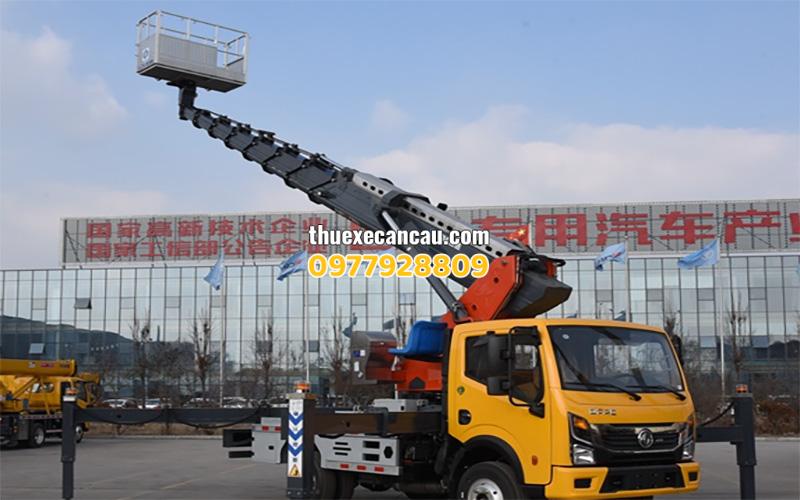 Chuyên cho thuê xe cần cẩu, xe đầu kéo giá rẻ Bàu Bàng thiết bị hiện đại, đội ngũ chuyên nghiệp, đảm bảo tiến độ công trình