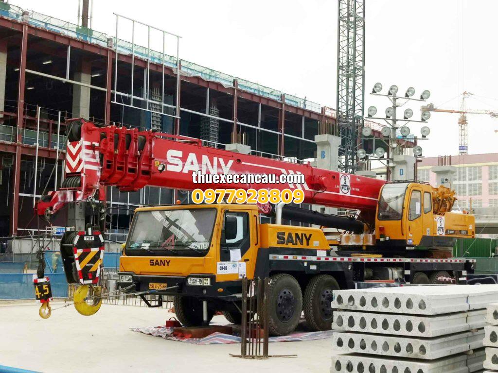 Chuyên cung cấp dịch vụ cho thuê xe cẩu xe nâng xe đầu kéo tại KCN VSIP giải pháp nâng hạ tối ưu giá rẻ hợp lý cho doanh nghiệp
