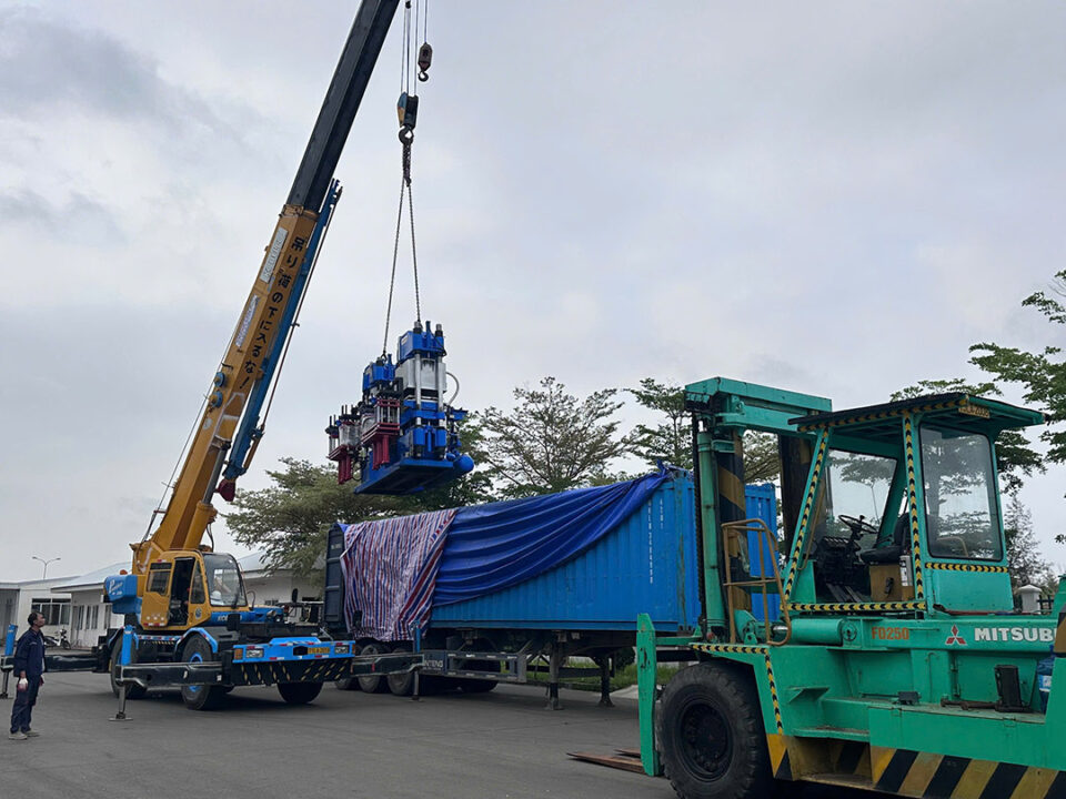 Dịch vụ cho thuê xe cơ giới tại Tân Uyên xe cẩu, xe nâng, xe đầu kéo chuyên dụng phục vụ công trình, nhà xưởng, kho bãi với chi phí hợp lý