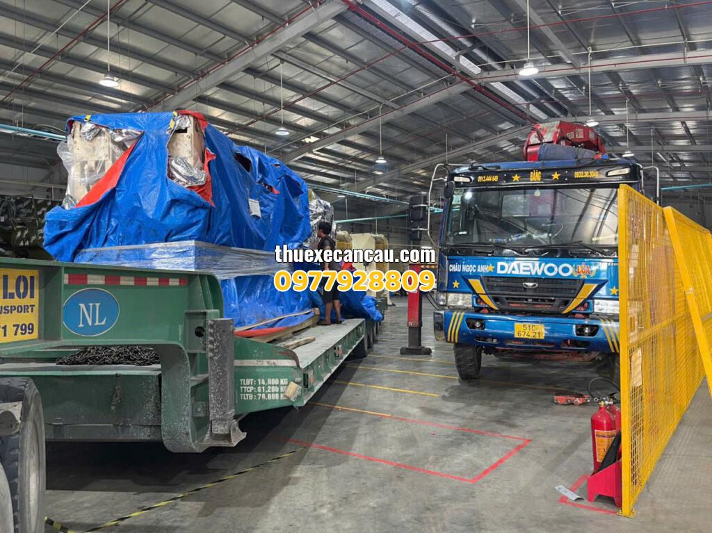 Dịch vụ cho thuê xe cơ giới tại Tân Uyên xe cẩu, xe nâng, xe đầu kéo chuyên dụng phục vụ công trình, nhà xưởng, kho bãi với chi phí hợp lý