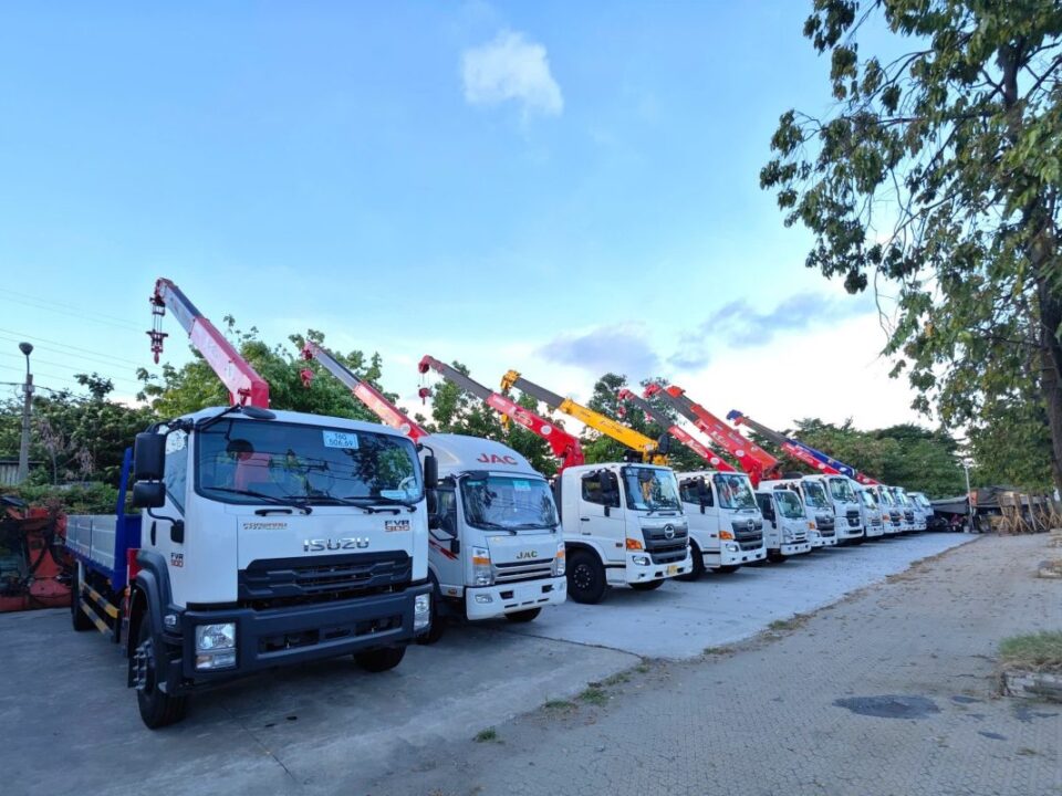 Dịch vụ cho thuê xe cẩu xe nâng xe container tại KCN Đất Cuốc tối ưu chi phí vận tải hiệu quả bền vững