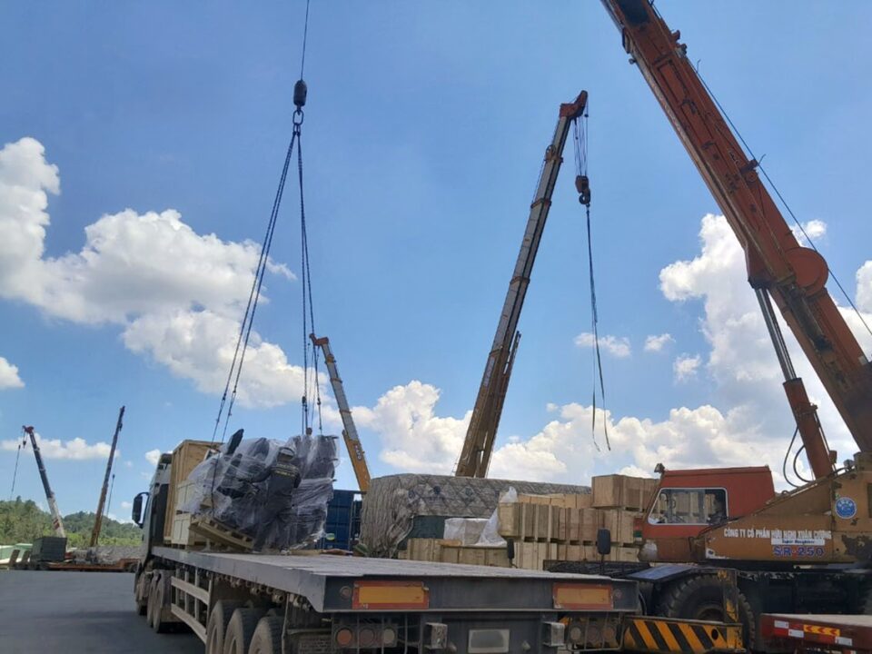 Giải pháp chuyên cung cấp dịch vụ cho thuê xe cẩu xe nâng xe container tại khu vực Thuận An đảm bảo an toàn tiến độ vượt trội